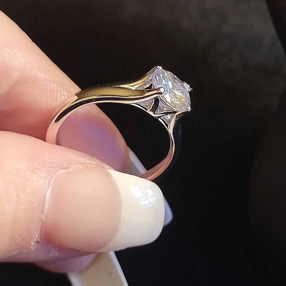 Dazzling Solitaire CZ set in solid 925 Sterling Silver